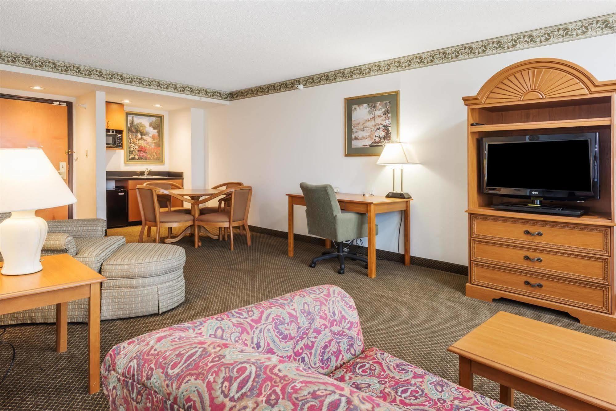 Wingate By Wyndham Indianapolis Airport Plainfield Hotel Luaran gambar